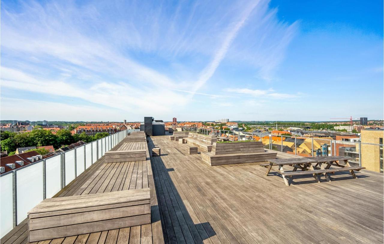 Gorgeous Apartment In Aarhus C With Wifi Exteriör bild